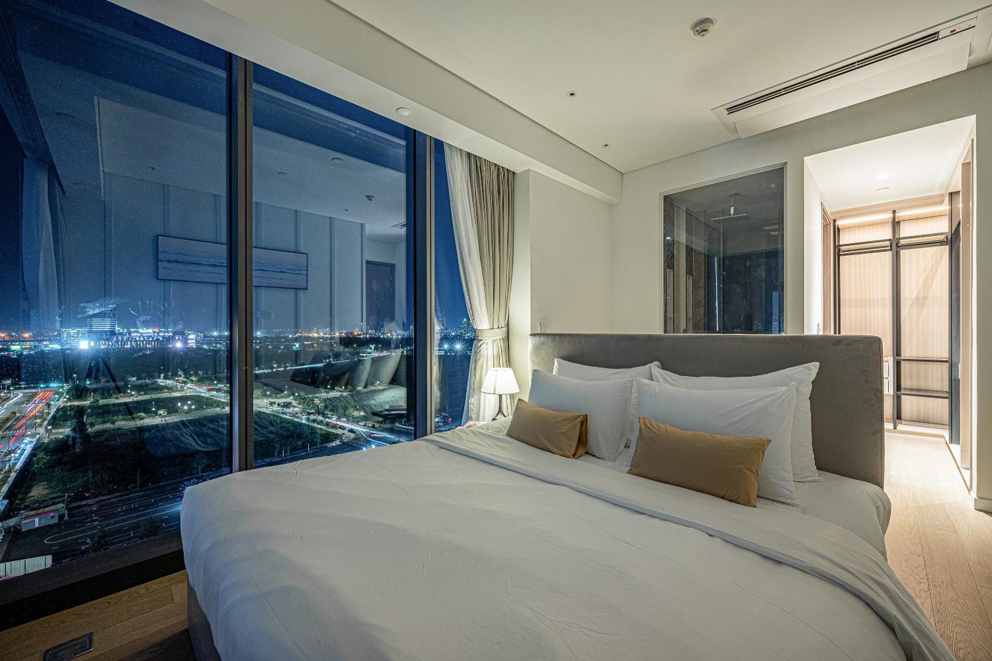 The Metropole Opera Residence By Kaystay Thành Pho Ho Chí Minh Esterno foto