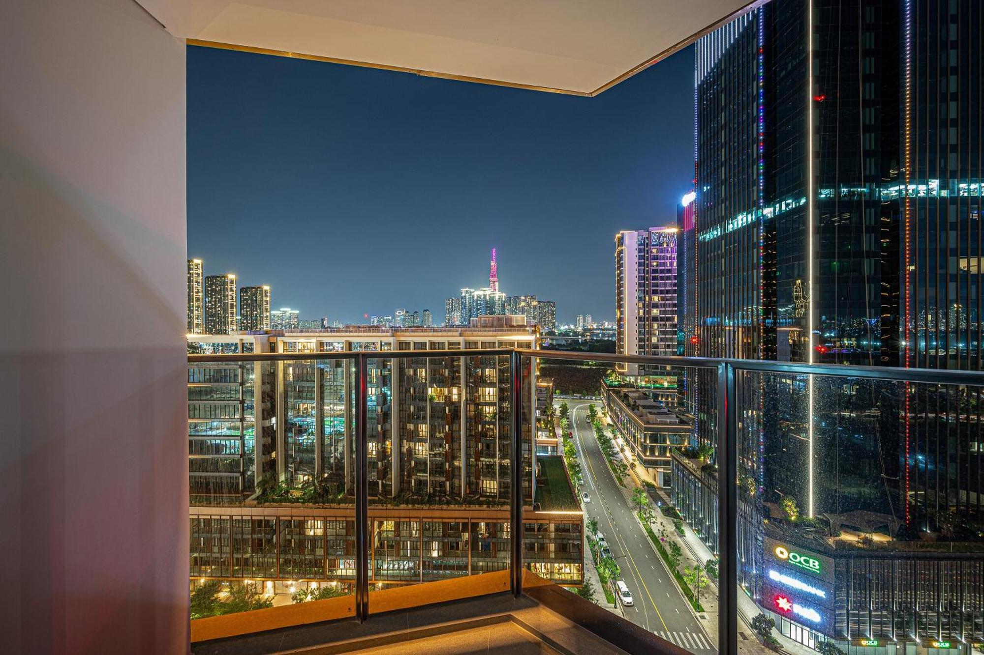 The Metropole Opera Residence By Kaystay Thành Pho Ho Chí Minh Esterno foto